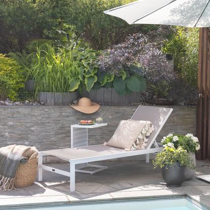 Sunbeds and loungers