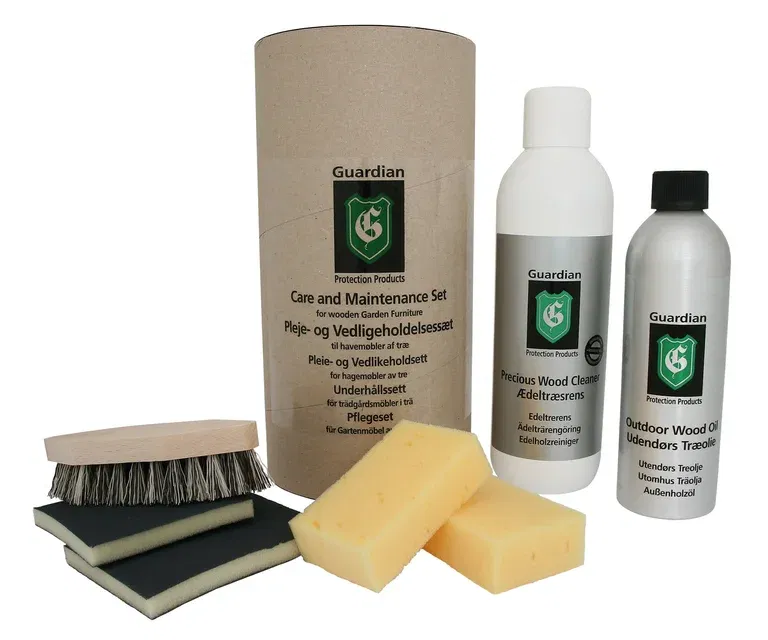 Guardian Care Set for wooden outdoor furniture