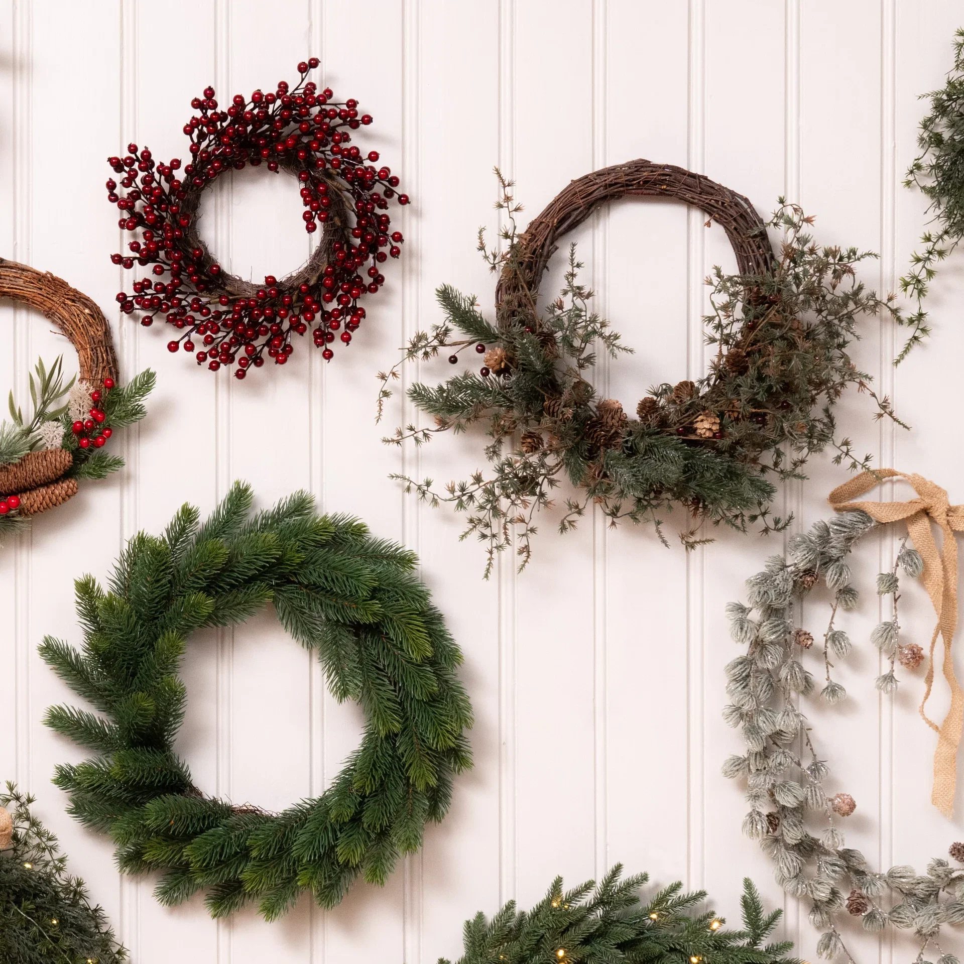 Krans med granbar kunstig