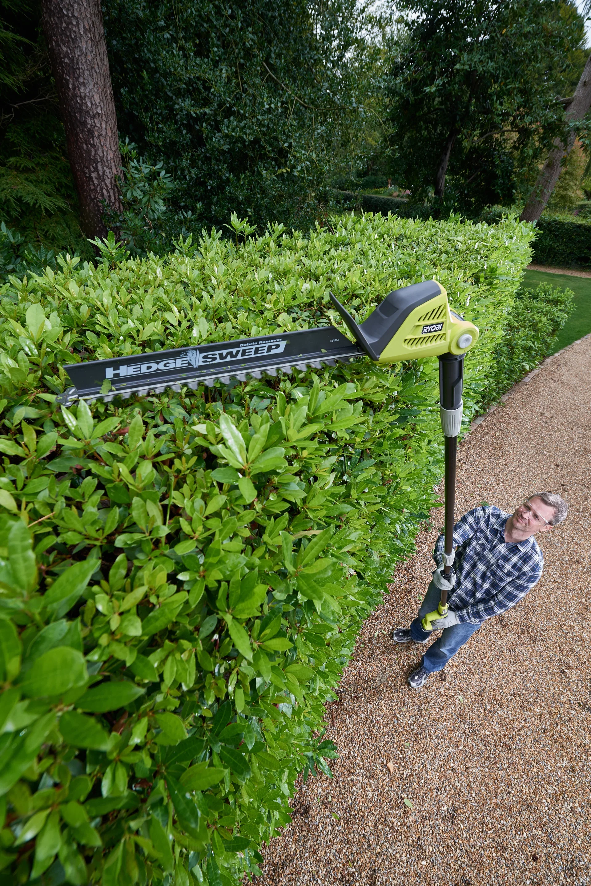 Hedge trimmer 18V OPT1845