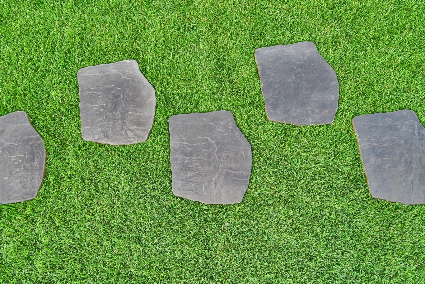 Steppingstone Black 42-36x2cm