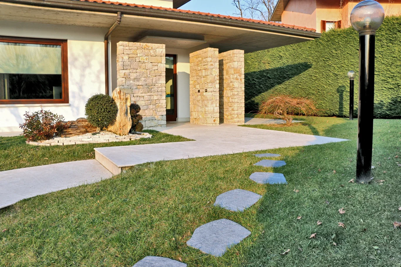 Steppingstone Grey N50 42-36x2cm