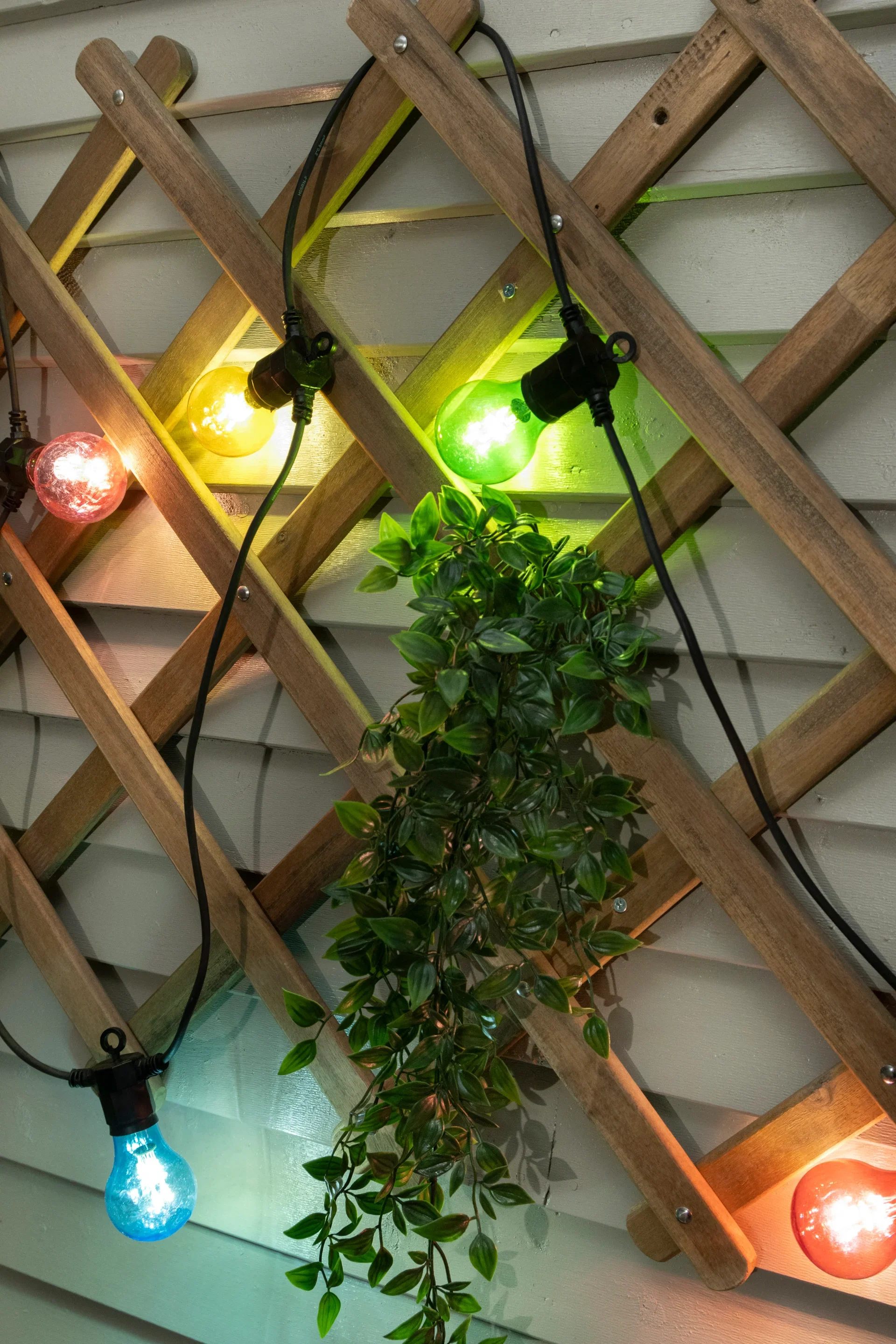 Light Chain Multicolored