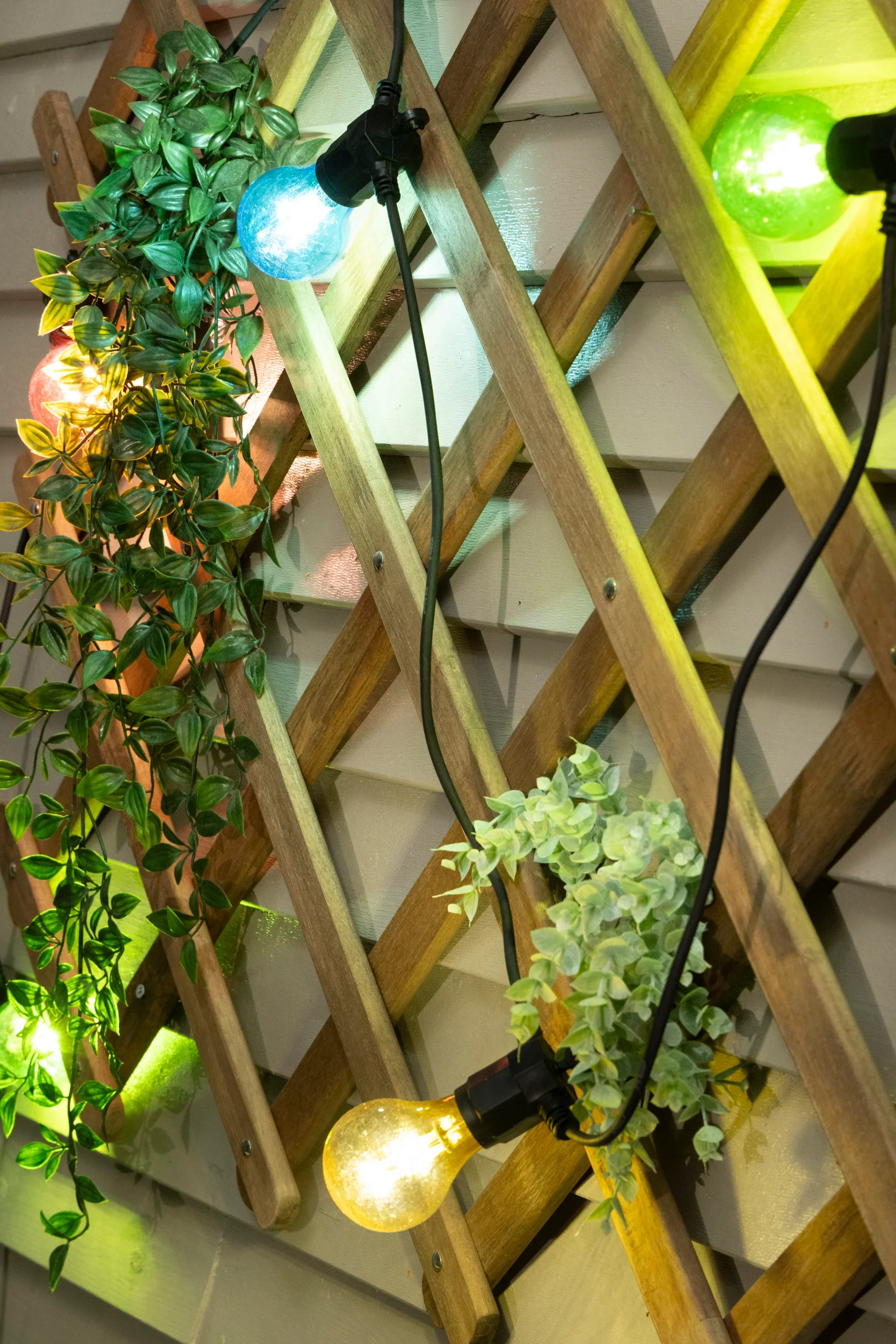 Light Chain Multicolored