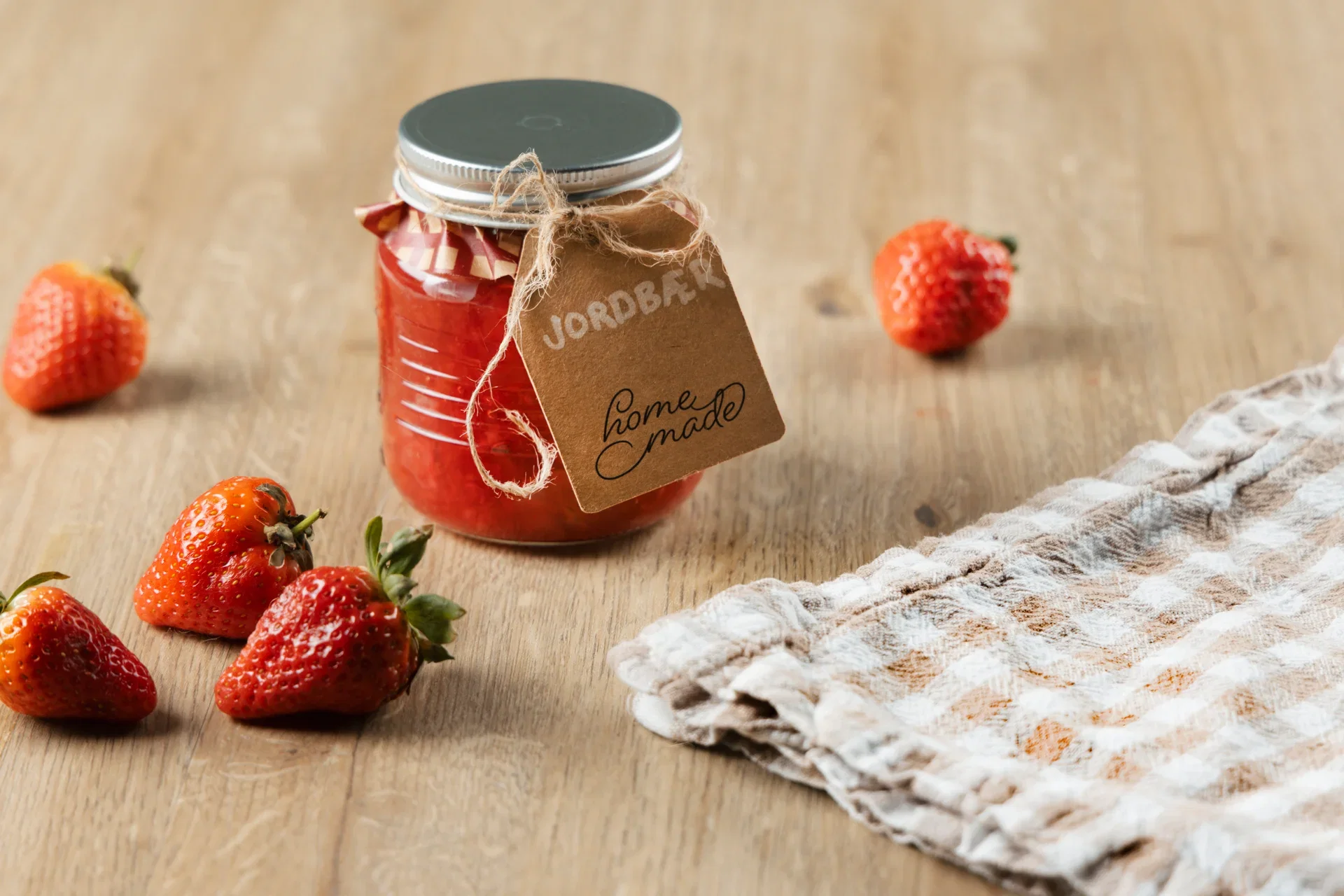 Hangtags With String